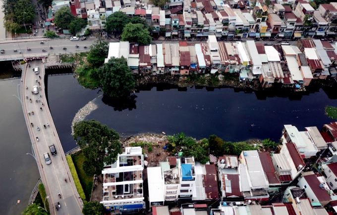 HCMC cleaning up canals to improve urban environment