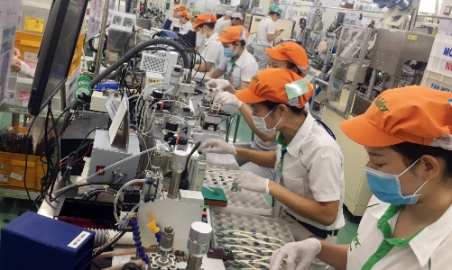 Bỏ lương tối thiểu cao hơn 7% cho người qua đào tạo, lo không được tăng lương