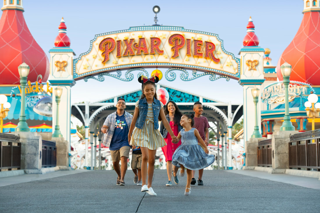 Ở những nơi n&oacute; tồn tại, c&ocirc;ng vi&ecirc;n Disney lu&ocirc;n được xem l&agrave; thi&ecirc;n đường giải tr&iacute; cực kỳ l&agrave;nh mạnh ph&ugrave; hợp cho mọi độ tuổi, l&agrave; địa điểm 