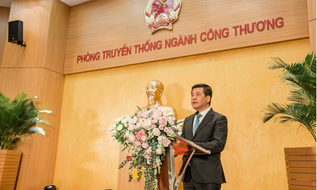 Bộ trưởng Bộ Công Thương Nguyễn Hồng Diên phát biểu tại lễ khánh thành.
