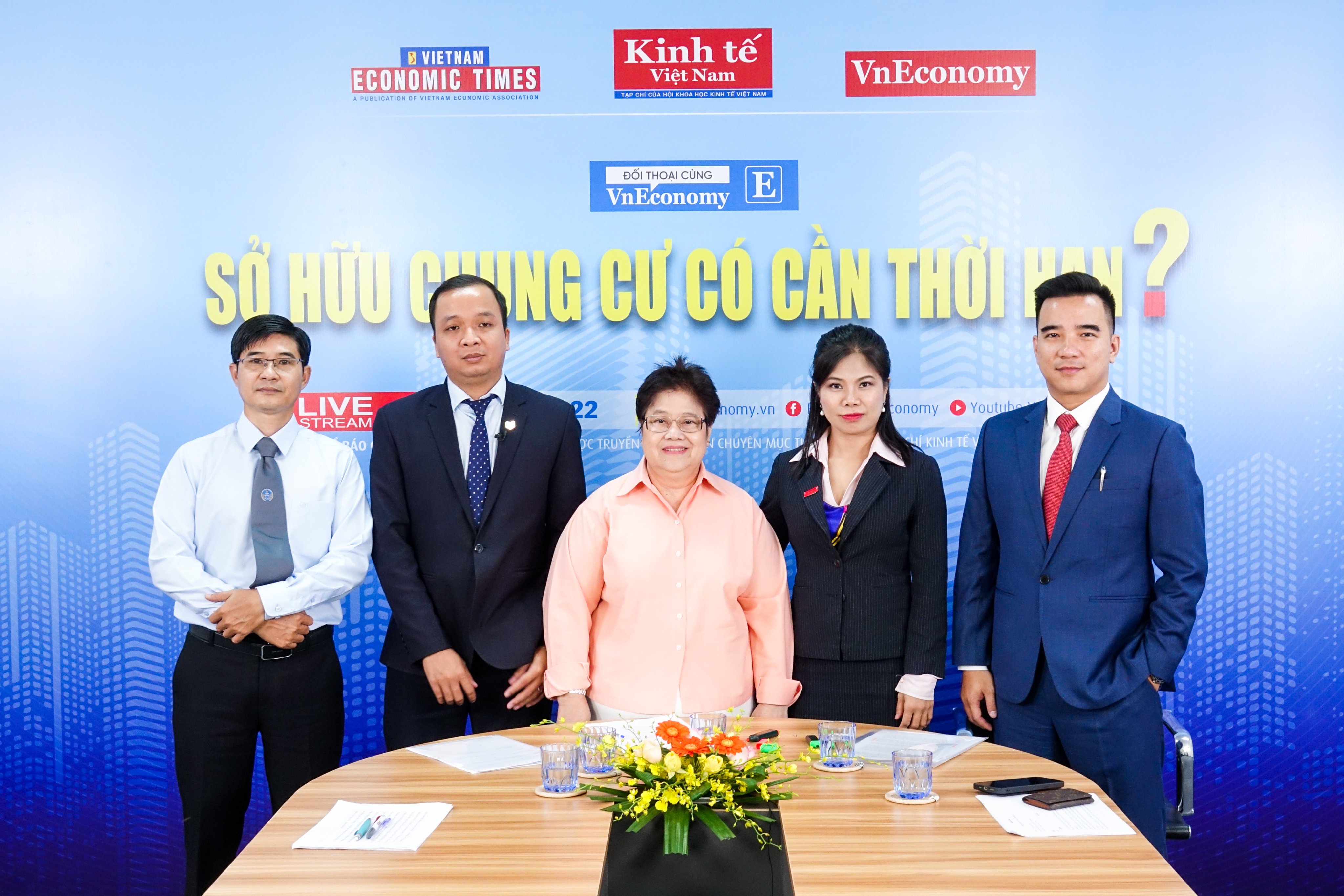 Các diễn giả tham gia Đối thoại chuyên đề: “Sở hữu chung cư – Có cần thời hạn? do Tạp chí Kinh tế Việt Nam/VnEconomy tổ chức ngày 20/6/2022.