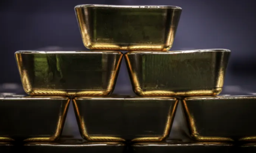 Vàng giảm giá sáng đầu tuần, vẫn đang đối mặt sức ép lớn