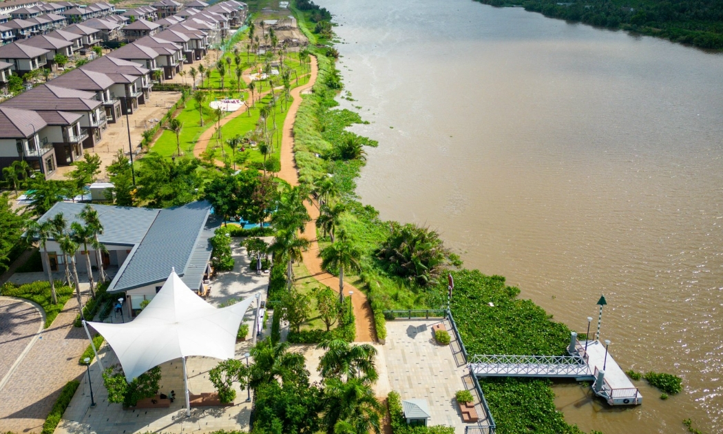 Không gian sống gần gũi thiên nhiên kề bên sông Vàm Cỏ Đông của Waterpoint chinh phục nhiều khách hàng.