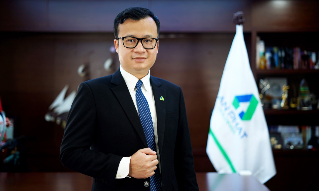 Ông Nguyễn Lê Thăng Long đảm nhiệm chức vụ Chủ tịch Hội đồng Quản trị Công ty Cổ phần Nhựa An Phát Xanh từ ngày 21/6/2022.