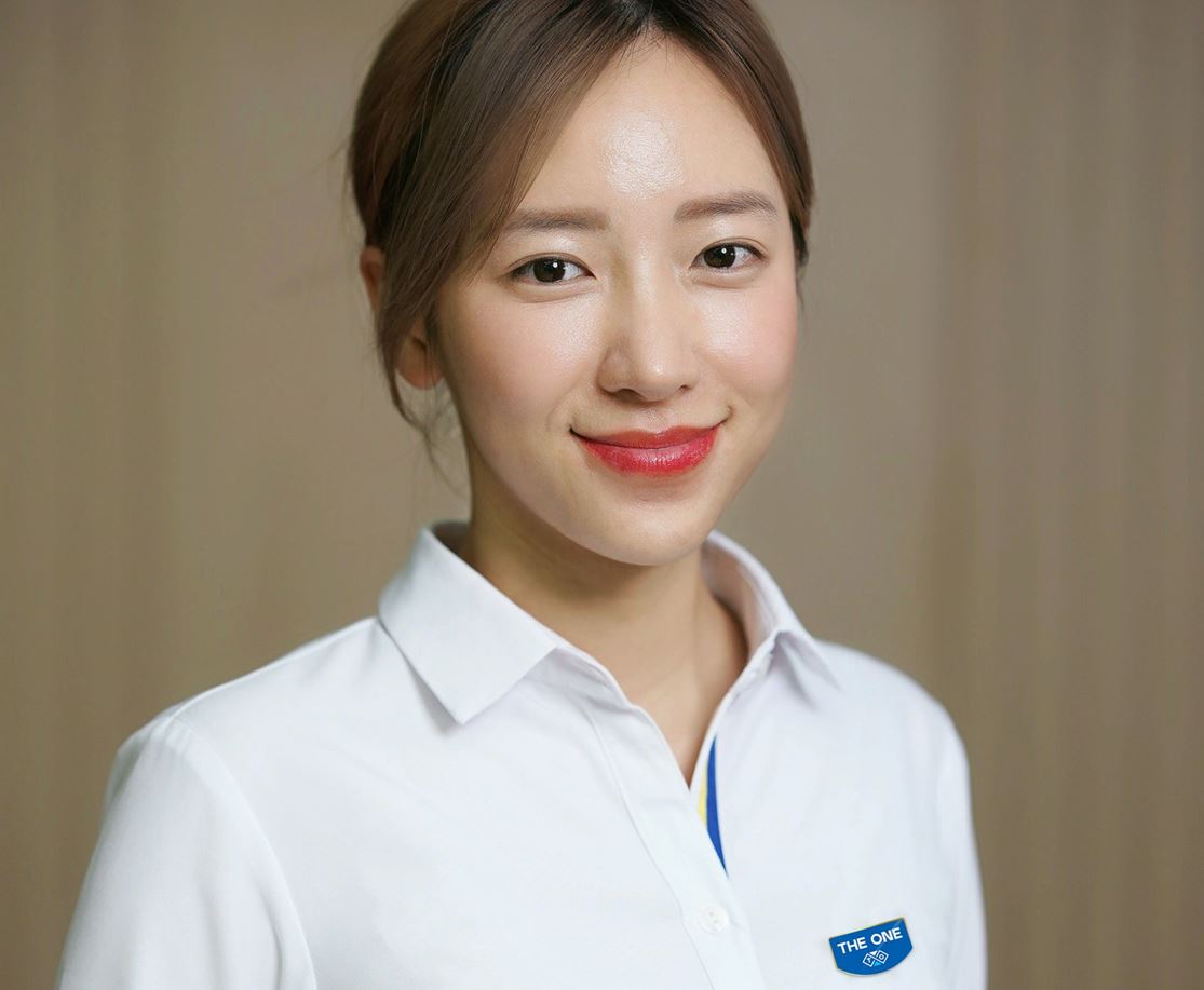 Bà Thu Hương - Đại diện Truyền thông Công ty Cổ phần Thương mại và Sản xuất Nội thất The One.