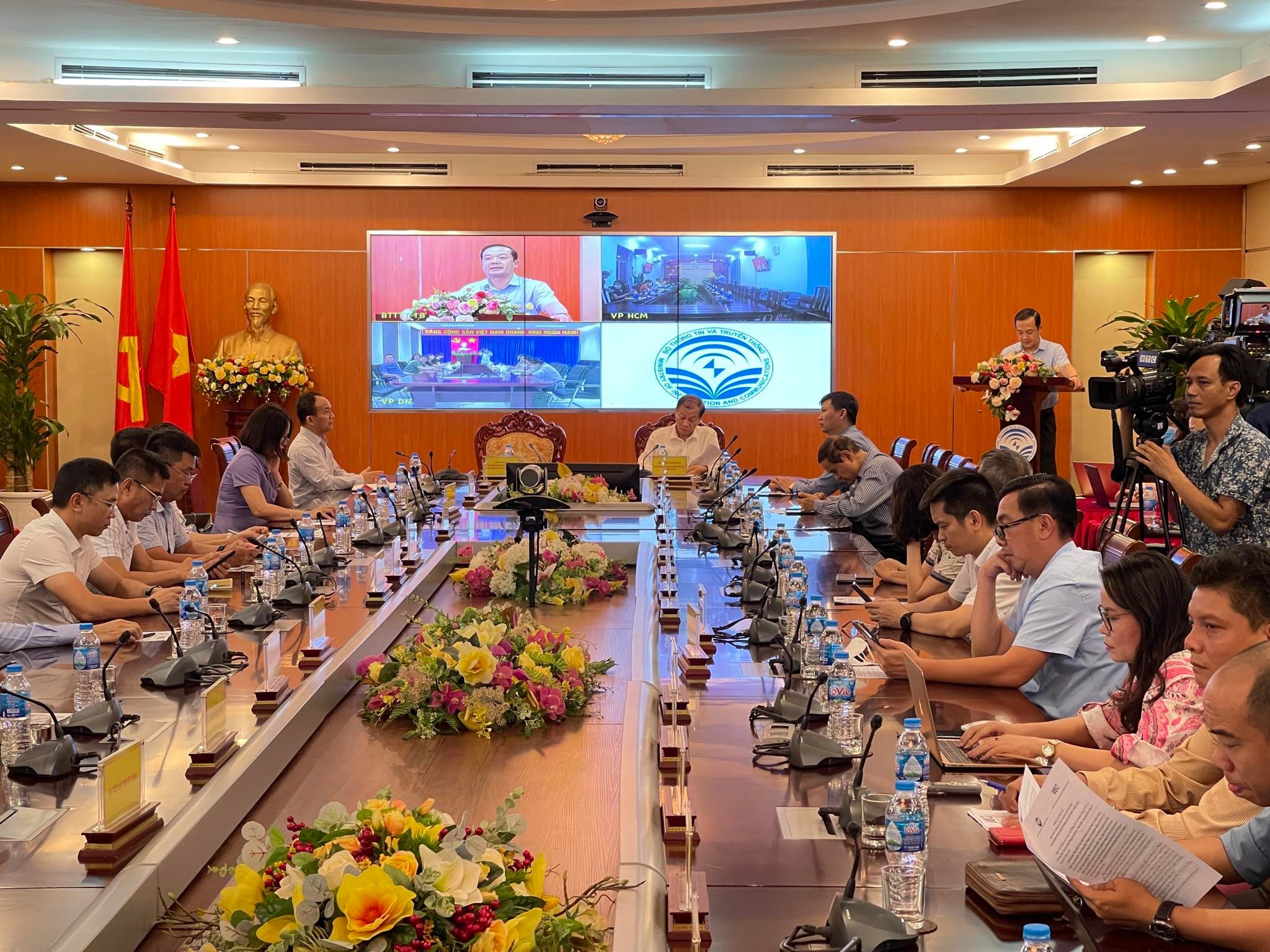 Phát động Giải thưởng “Sản phẩm Công nghệ số Make in Việt Nam” năm 2022 