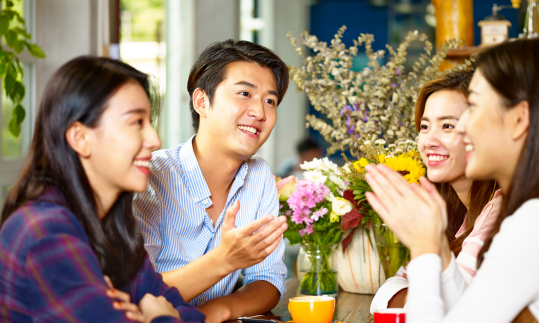 Nhiều người trẻ có xu hướng bắt đầu lên kế hoạch đảm bảo an toàn tài chính cho cuộc sống sau này. Nguồn: Shutterstock.