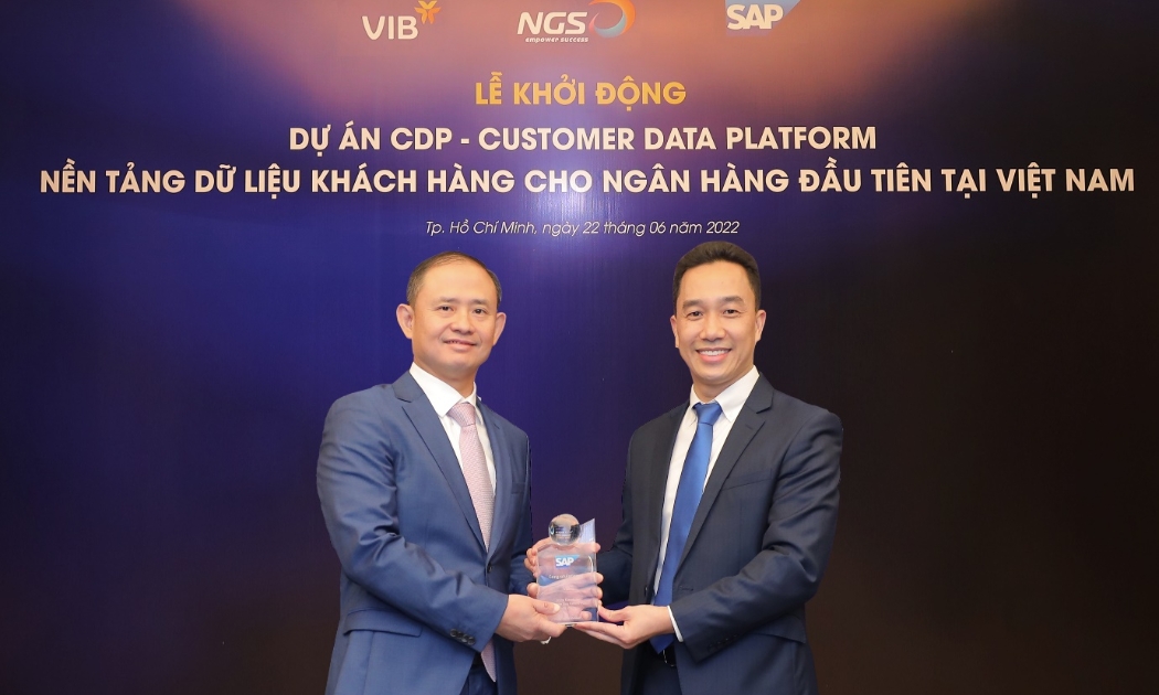Đại diện VIB và SAP Việt Nam tại Lễ khởi động dự án CDP.