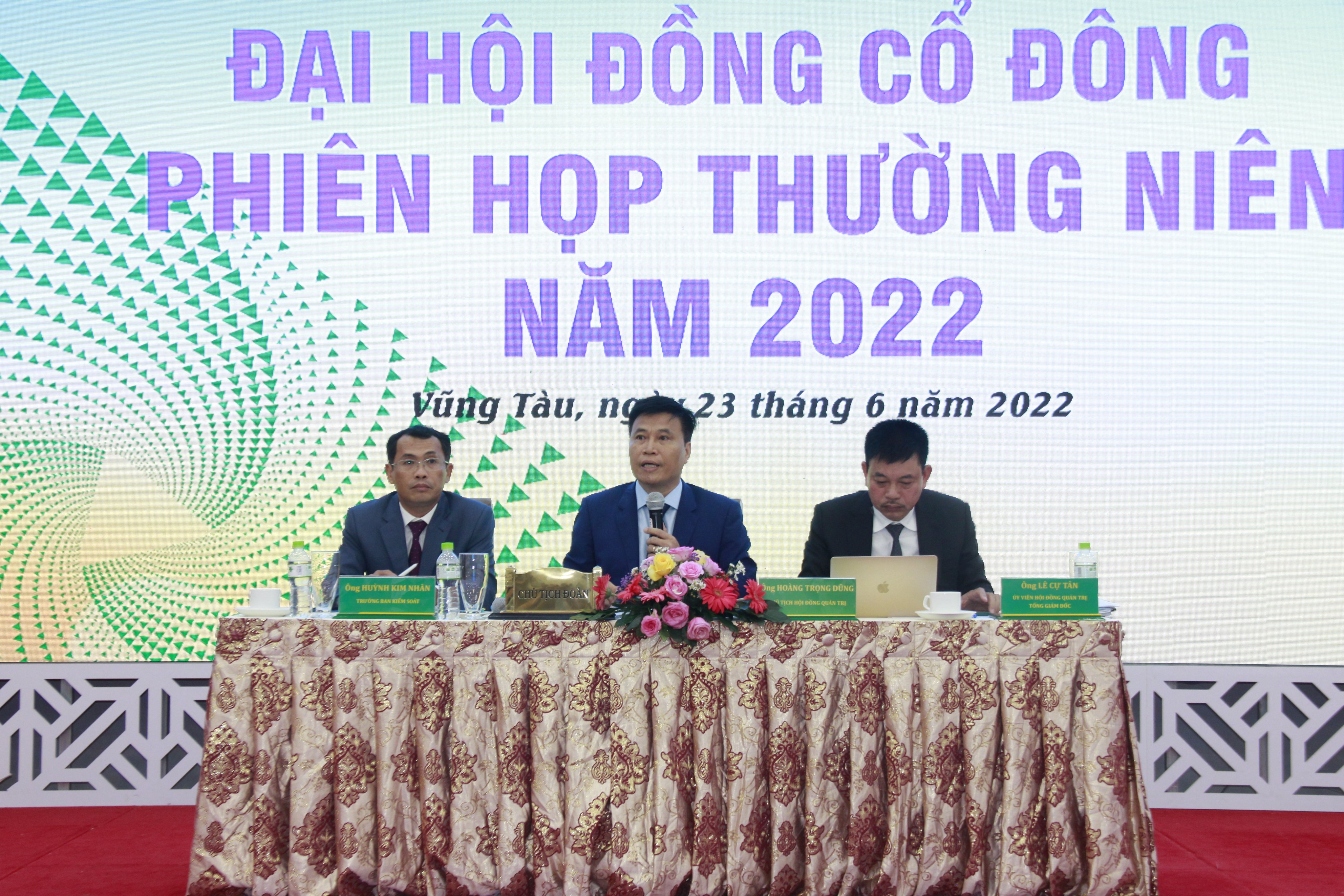 Toàn cảnh đại hội đồng cổ đông thường niên 2022 của PVFCCo