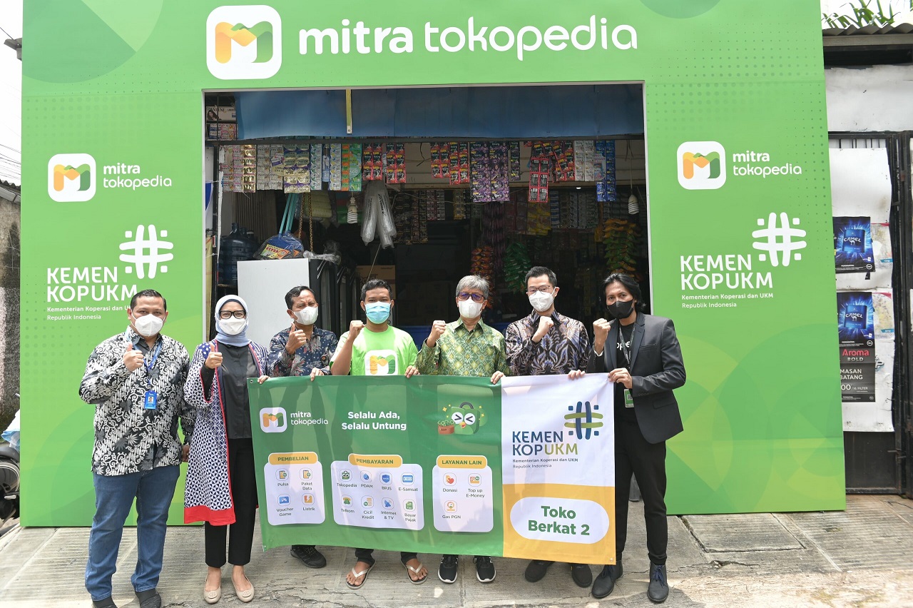 Tokopedia rất thành công khi đưa công nghệ vào các cửa hàng tạp hóa ở Indonesia.