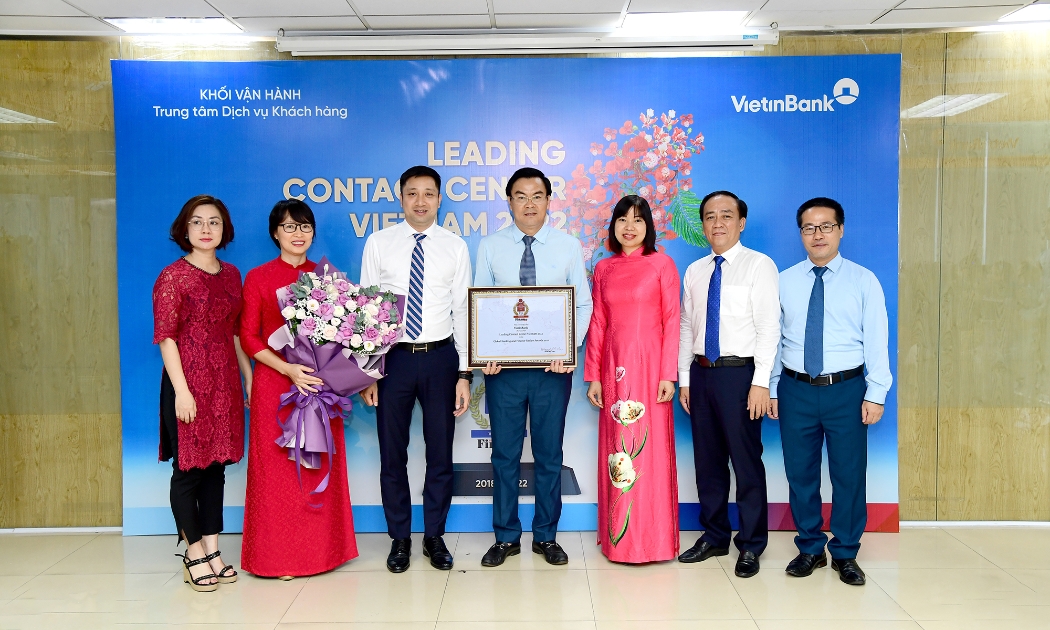 VietinBank vinh dự nhận giải thưởng Trung tâm Dịch vụ khách hàng dẫn đầu Việt Nam 2022.