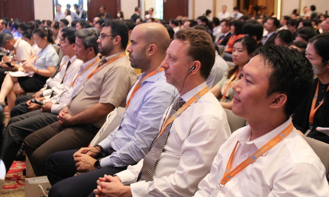Các đại biểu quốc tế tham dự Diễn đàn Đầu tư Đà Nẵng 2022. 