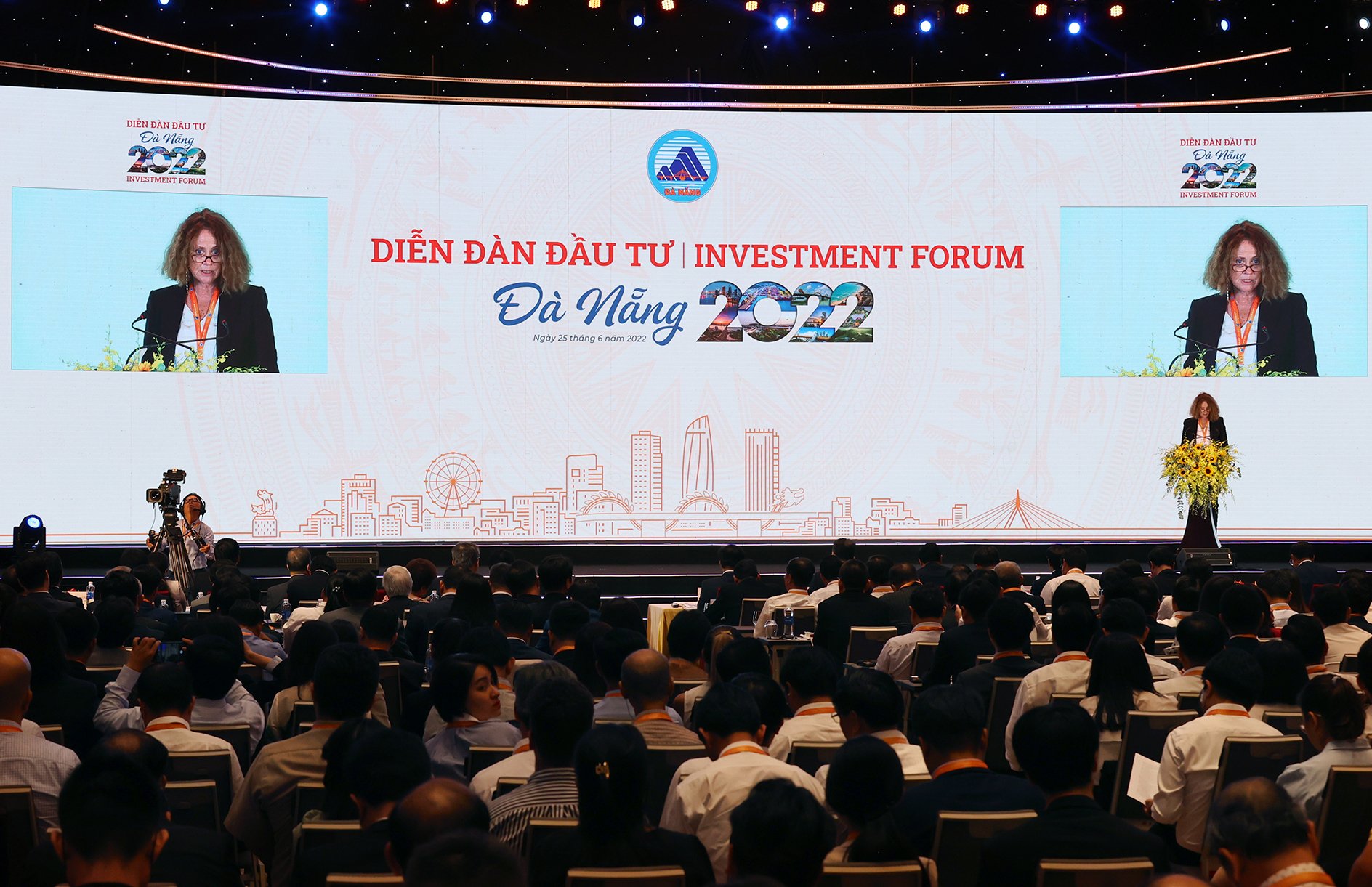 B&agrave; Carolyn Turk, Gi&aacute;m đốc Quốc gia Ng&acirc;n h&agrave;ng Thế giới (WB) tại Việt Nam chia sẻ tại Diễn đ&agrave;n ng&agrave;y 25/6/202.&nbsp;