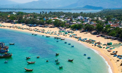 Bất động sản xanh ven biển được nhà đầu tư ưa chuộng