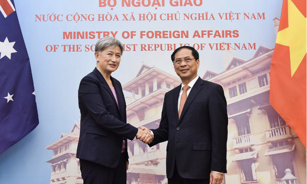 Bộ trưởng Ngoại giao Bùi Thanh Sơn và Bộ trưởng Ngoại giao Australia Penny Wong - Ảnh: Bộ Ngoại giao