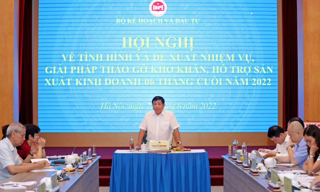 Toàn cảnh Hội nghị đánh giá tình hình và đề xuất nhiệm vụ, giải pháp tháo gỡ khó khăn, hỗ trợ sản xuất kinh doanh 6 tháng cuối năm 2022.