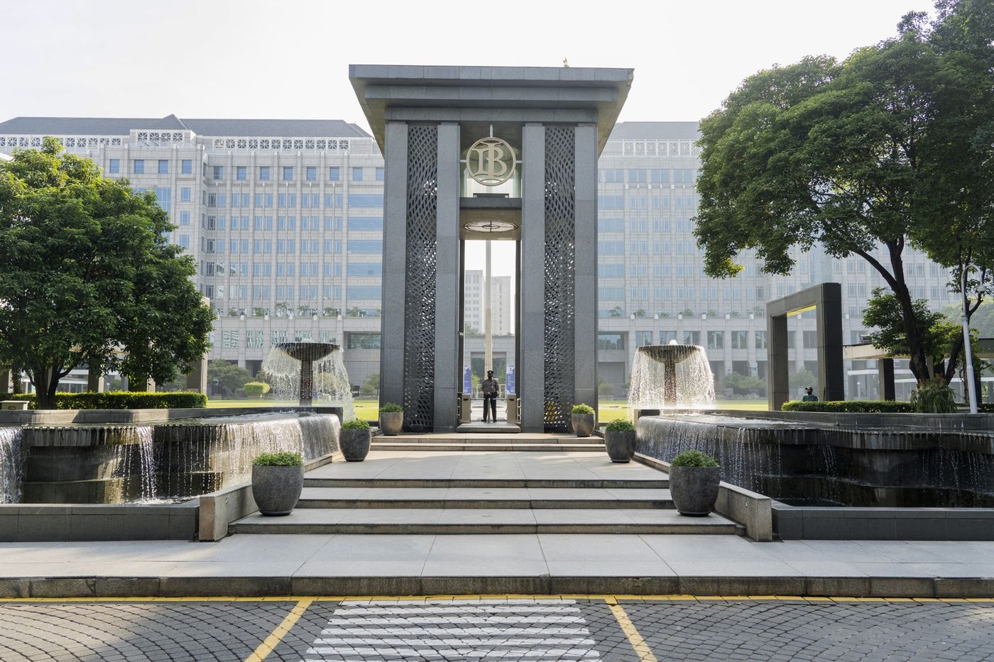 Trụ sở Ngân hàng Trung ương Indonesia ở Jakarta - Ảnh: Bloomberg.