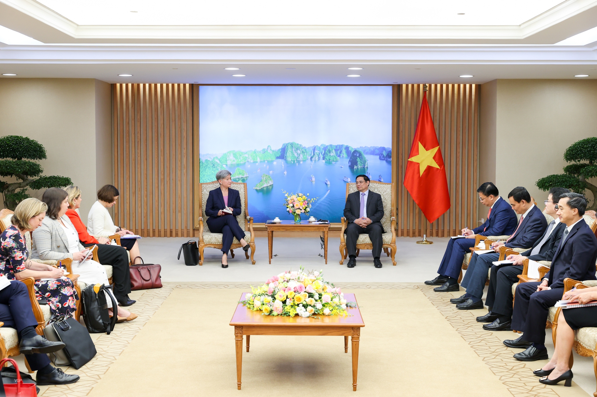 Thủ tướng Phạm Minh Chính bày tỏ cảm ơn Chính phủ Australia về sự ủng hộ, hỗ trợ quý báu và kịp thời về vaccine và thiết bị, vật tư y tế cho Việt Nam - Ảnh VGP