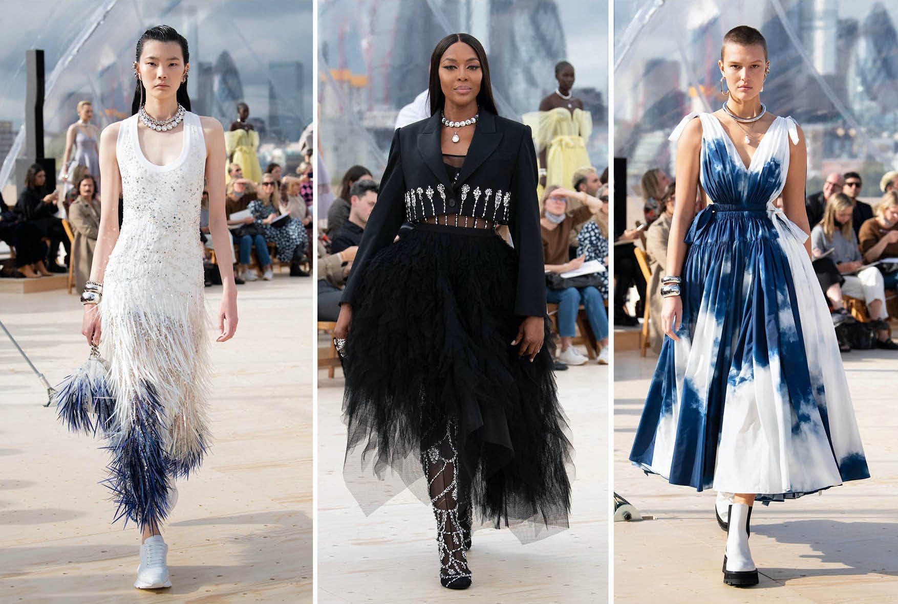 Thiết kế của giám đốc sáng tạo Sarah Burton trong bộ sưu tập Alexander McQueen Xuân - Hè 2022.
