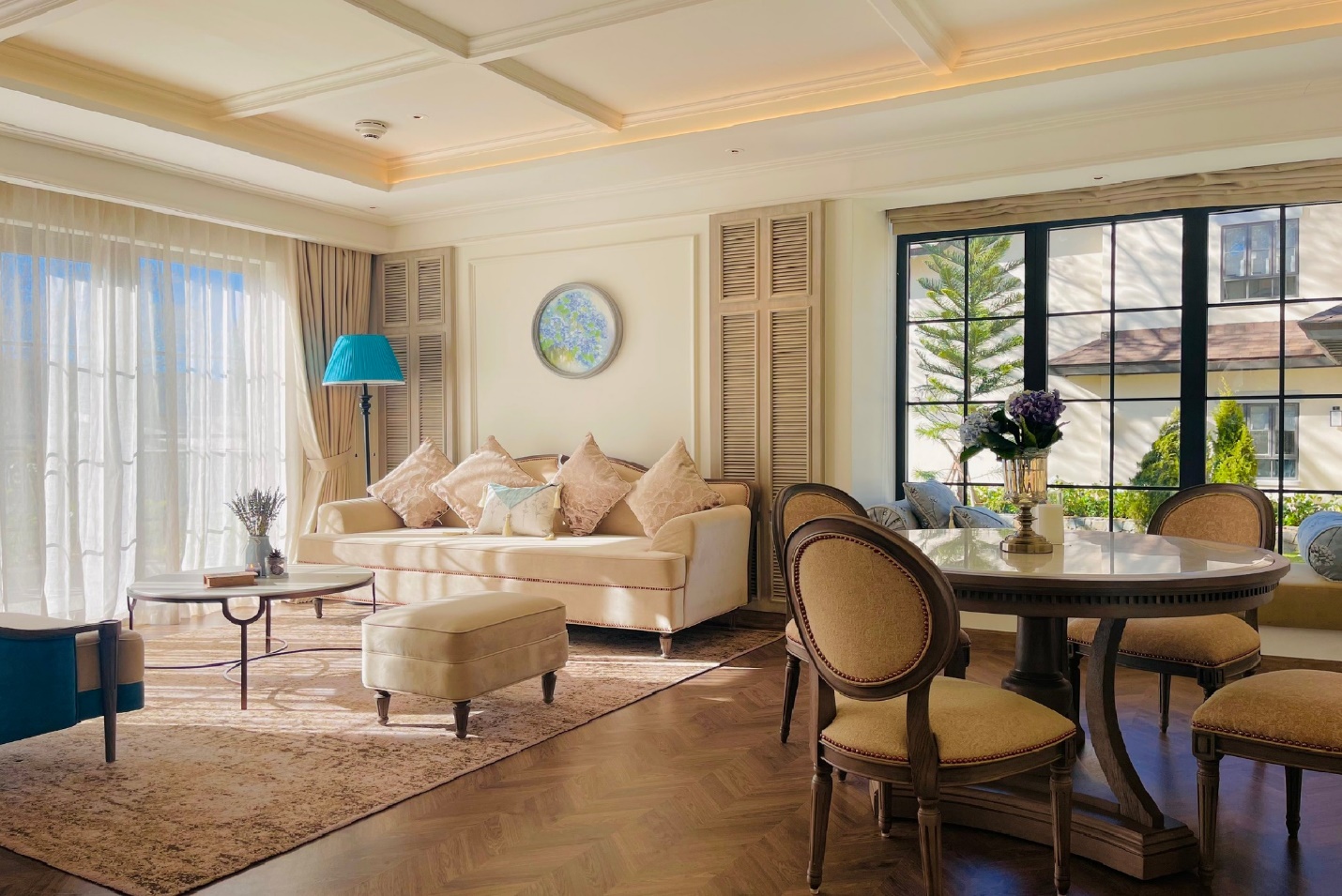 Dự &aacute;n Mercure Dalat Resort sử dụng v&aacute;n s&agrave;n EGGERxương c&aacute;.