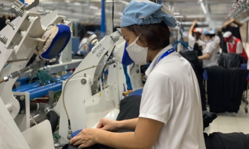 Hà Nội yêu cầu điều chỉnh tiền lương đóng bảo hiểm xã hội trước 25/7