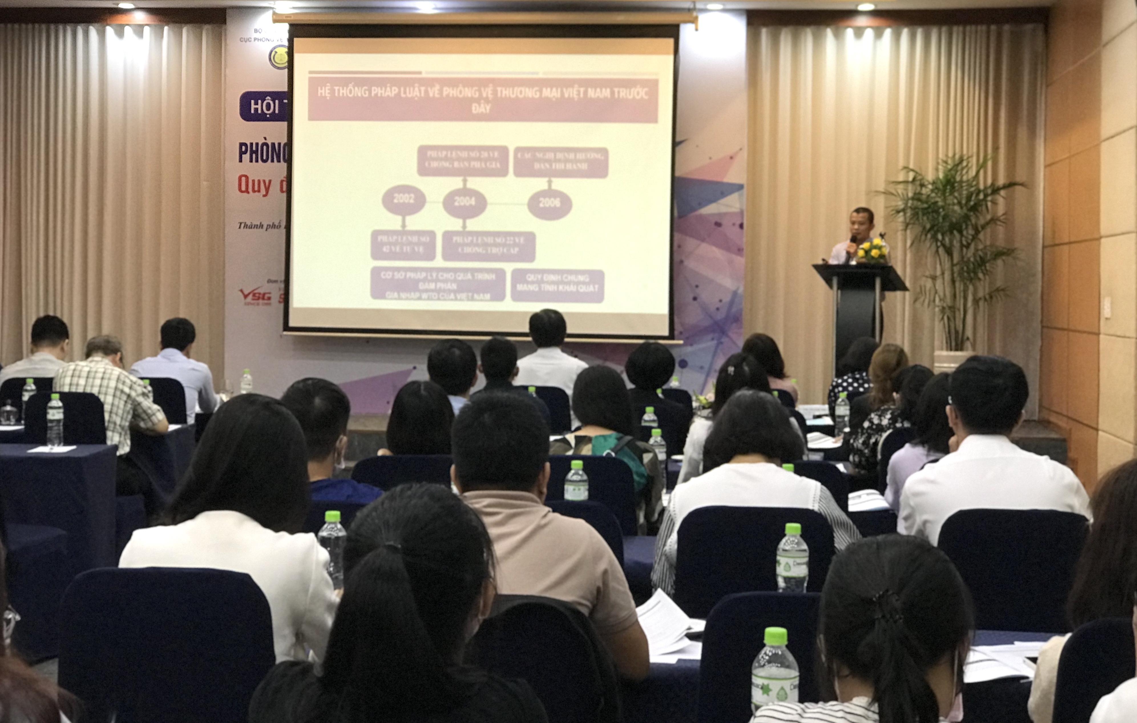 Số vụ việc bị điều tra ph&ograve;ng vệ thương mại đối với h&agrave;ng ho&aacute; xuất khẩu của Việt Nam tăng nhanh từ năm 2011 đến nay l&agrave; 161 vụ - Ảnh: SG.