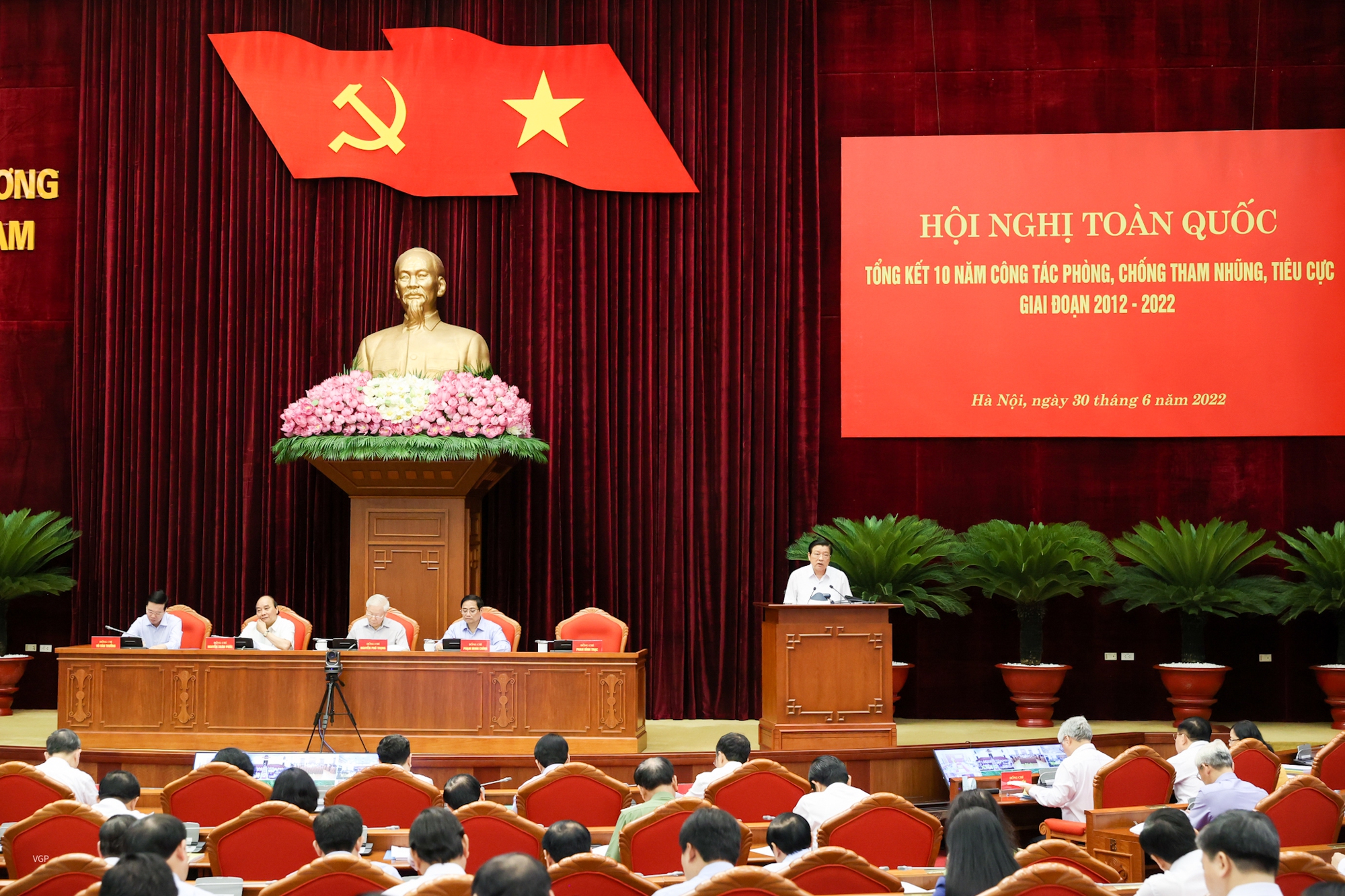Hội nghị toàn quốc tổng kết 10 năm công tác phòng, chống tham nhũng, tiêu cực giai đoạn 2012-2022 - Ảnh: VGP