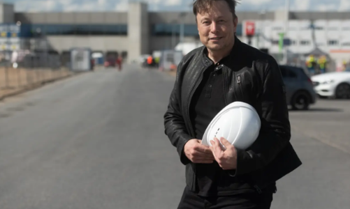 Văn hóa kiểm soát ở Tesla: Nhân viên bị cảnh báo nếu không chấm công đủ