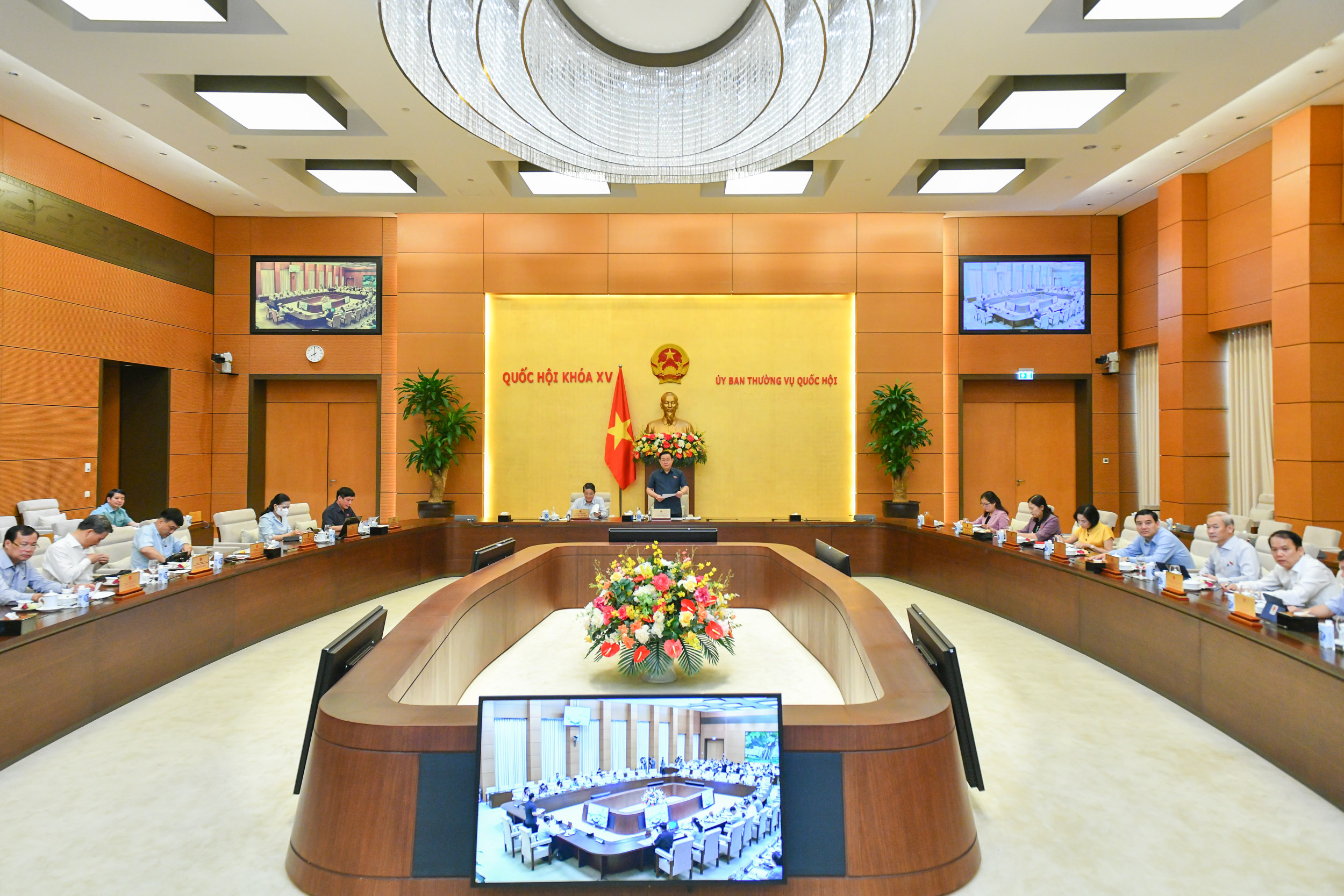 Toàn cảnh phiên họp - Ảnh: Quochoi.vn