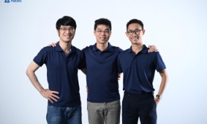  Từ trái sang: Lê Trọng Hưng (CTO), Nguyễn Hải  Âu (CEO), Nguyễn Văn Đại (COO)