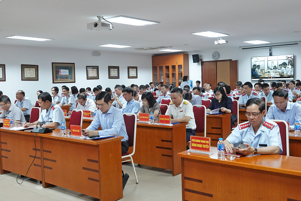 Toàn cảnh Hội nghị sơ kết công tác 6 tháng đầu năm và triển khai nhiệm vụ 6 tháng cuối năm 2022 do Thanh tra Bộ Tài chính tổ chức.