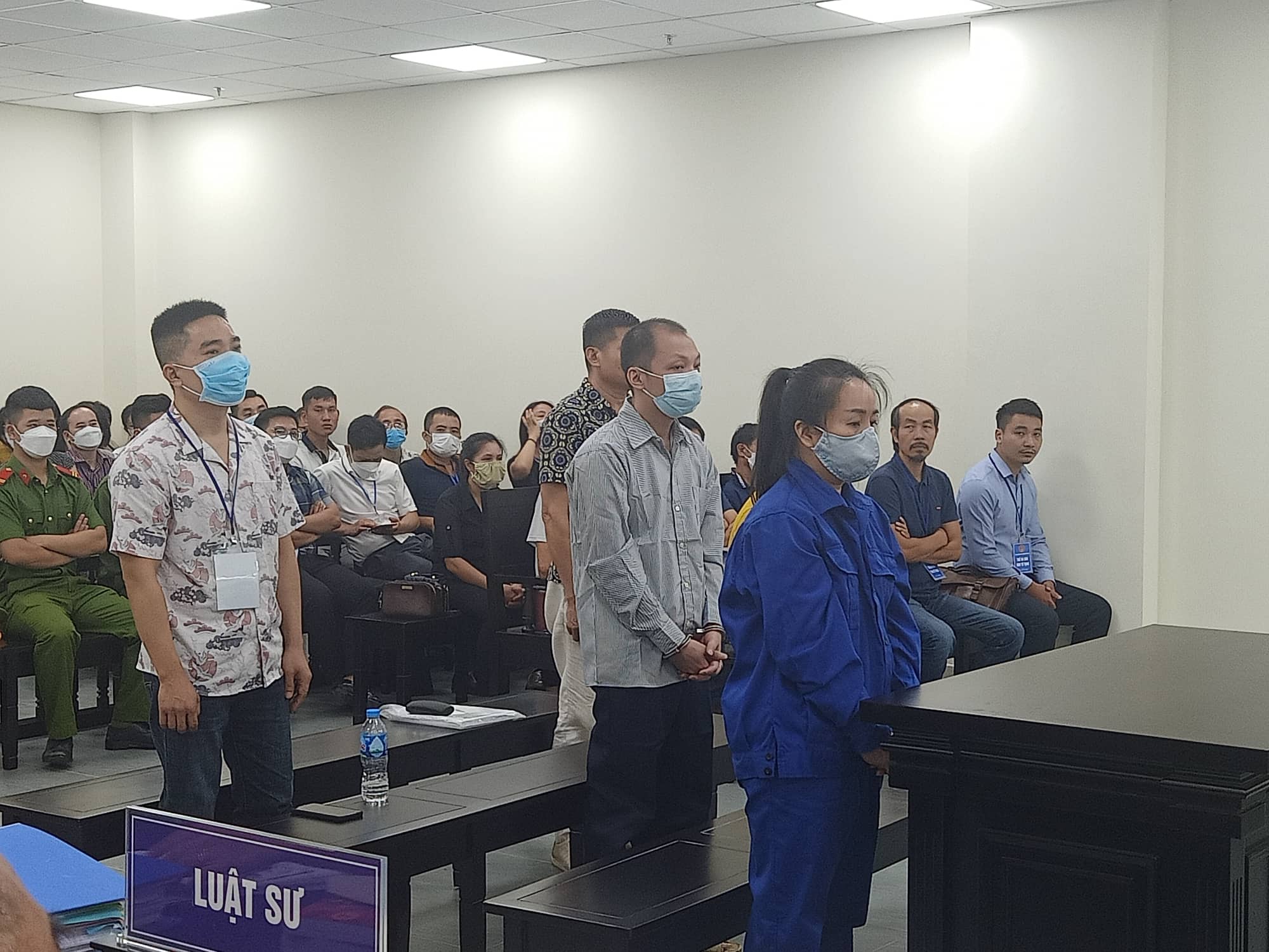 Các bị cáo hầu tòa ngày 7/7.