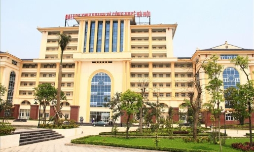 Hội nghị lần thứ nhất các nhà đầu tư của Trường đại học Kinh doanh và Công nghệ Hà Nội diễn ra vào ngày 13/7