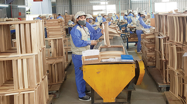 Xuất khẩu đồ gỗ đang gặp khó khăn