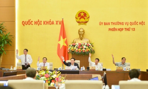 Thường vụ Quốc hội thông qua chủ trương chuyển đổi hơn 4.400 hecta đất làm cao tốc Bắc-Nam