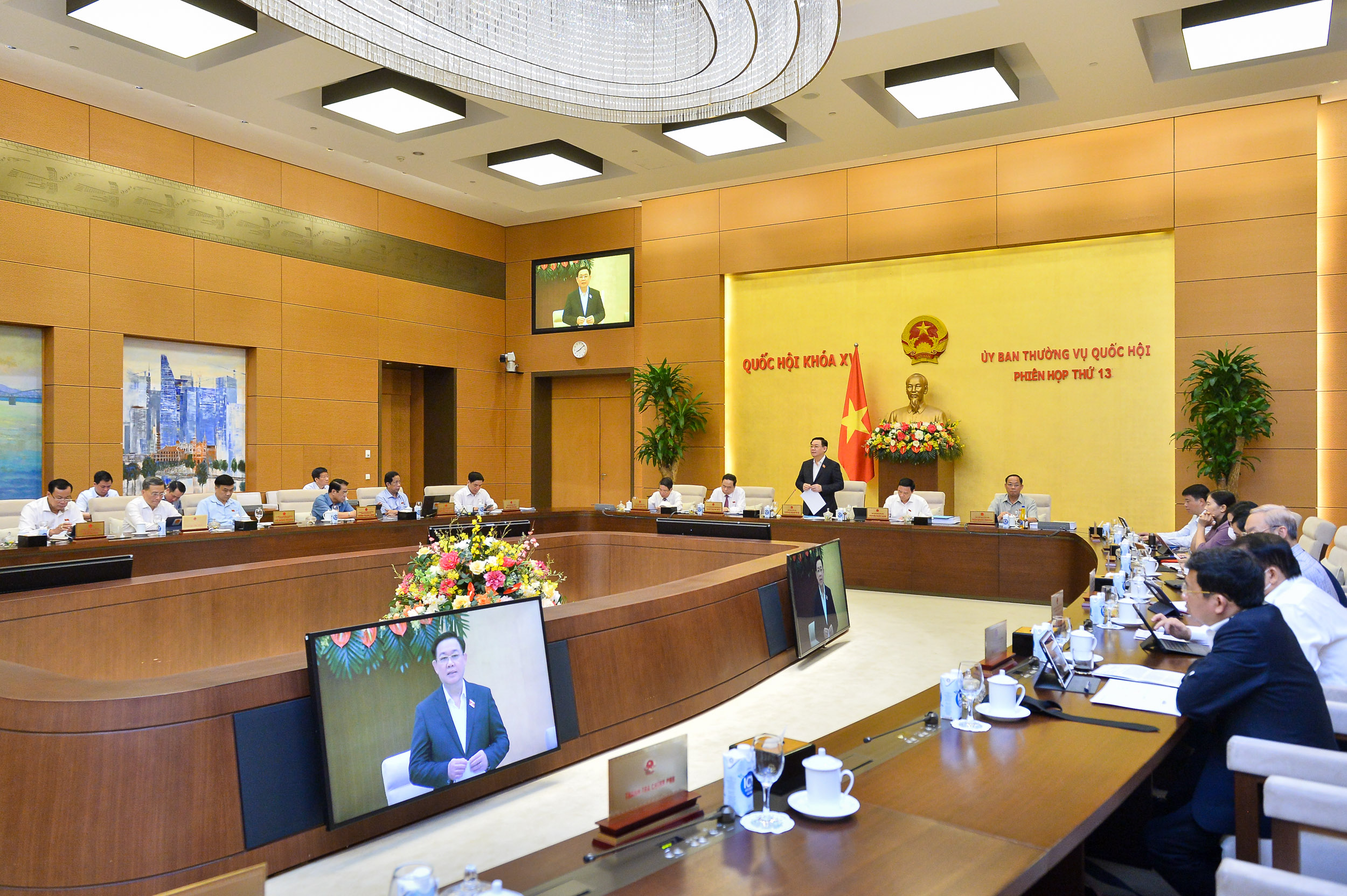 To&agrave;n cảnh phi&ecirc;n họp - Ảnh: Quochoi.vn