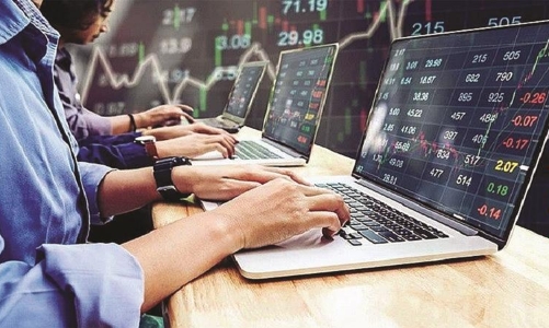 Tự doanh bán mạnh cổ phiếu 