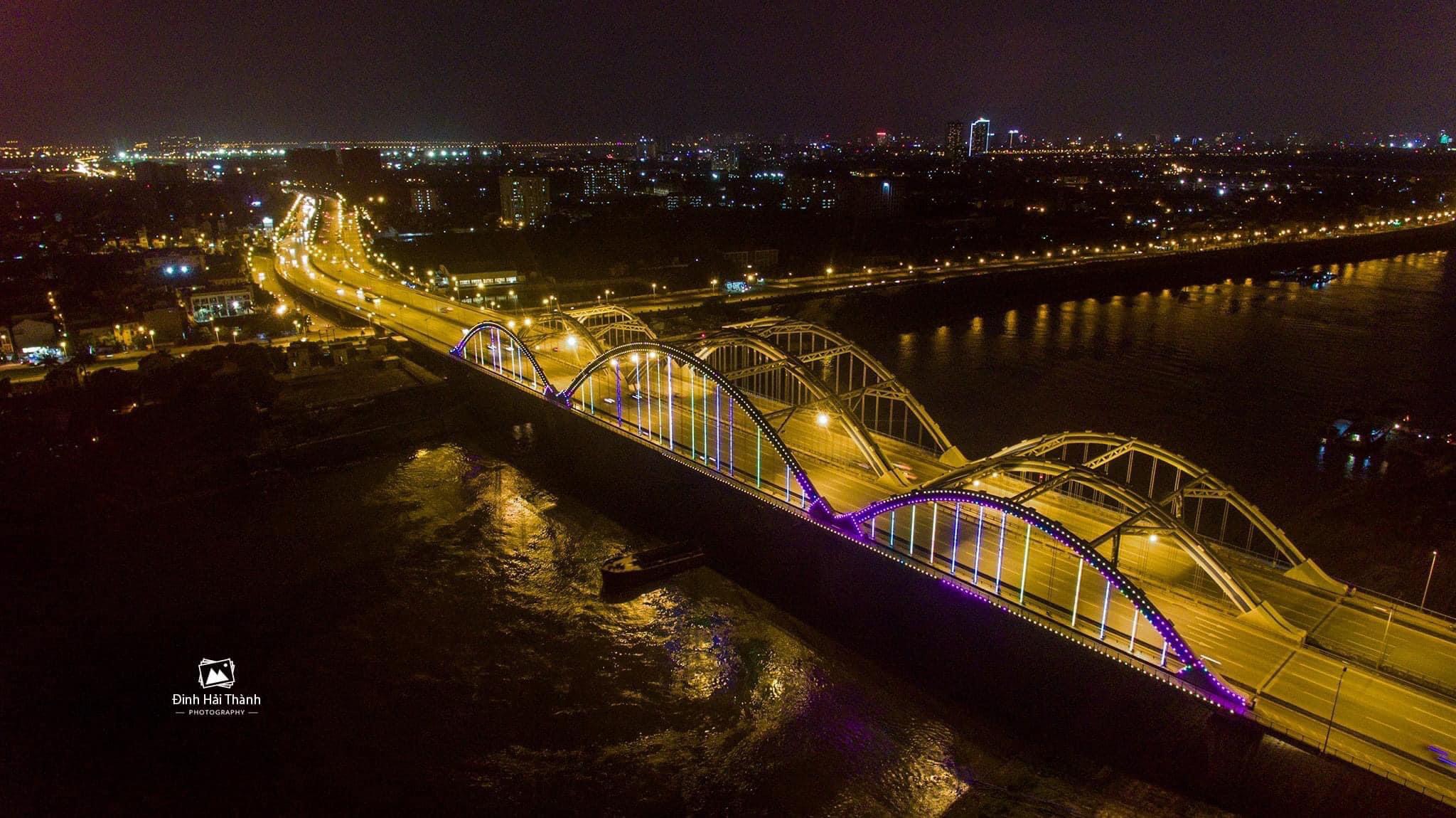 Cư dân Eurowindow River Park có đặc quyền ngắm hoàng hôn, bình minh trên sông mỗi ngày. Ảnh: Đinh Hải Thành.