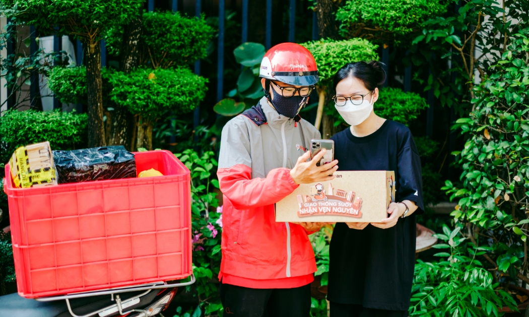 Người Việt chi tiêu cho việc mua sắm trực tuyến đạt 12,42 tỷ USD năm 2022 (Ảnh minh họa).