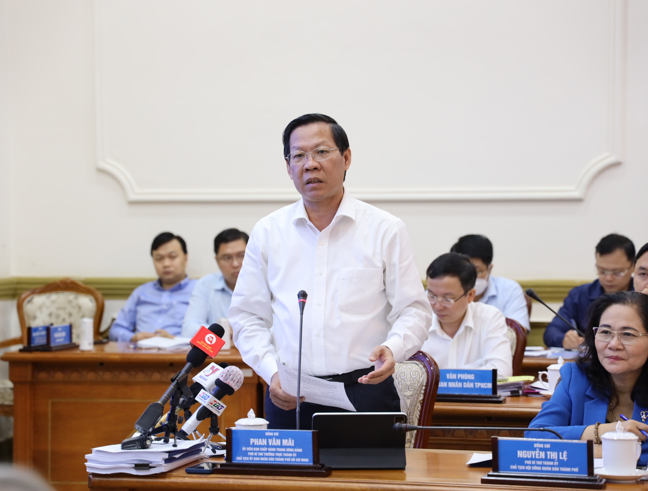 Chủ tịch Uỷ ban nhân dân TP.HCM Phan Văn Mãi đề nghị cần có nghị quyết mới thay thế Nghị quyết 53. Ảnh: TTBC TP.HCM.