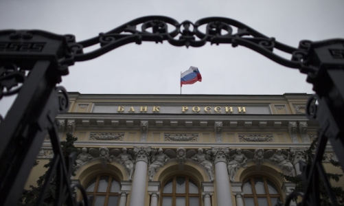 Mặc “bão” trừng phạt, thặng dư của Nga cao kỷ lục nhờ xuất khẩu dầu khí