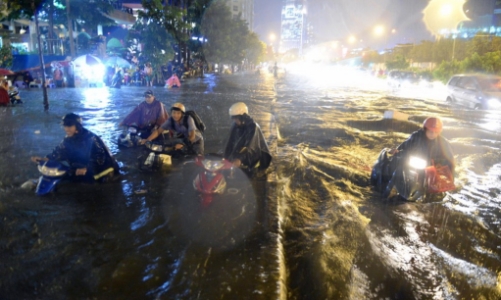 TP.HCM loay hoay tìm giải pháp chống ngập