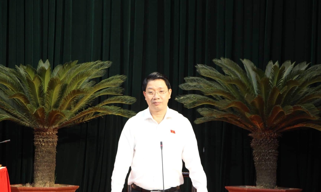 Ông Lê Đức Giang trả lời chất vấn tại phiên họp