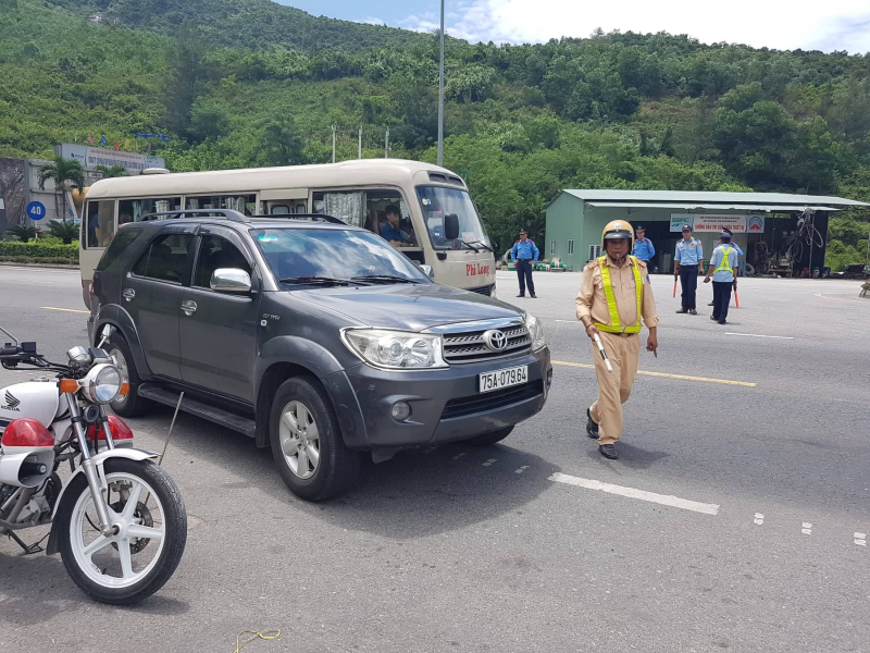 Doanh nghiệp vận tải hiện gặp nhiều khó khăn do phát sinh chi phí khi triển khai hoá đơn điện tử và lo ngại sụt giảm doanh thu vì xuất hiện nhiều loại hình hoạt động "chui".