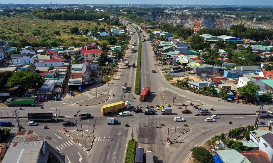 Dự án đường Vành đai 3 TP.HCM đoạn Bình Chuẩn - Tân Vạn dài 16,7 km thuộc địa bàn tỉnh Bình Dương hiện đã hoàn thành và đưa vào sử dụng.