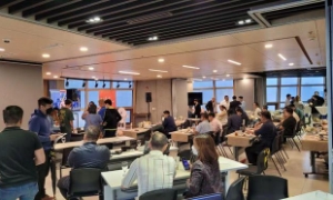 Các doanh nhân trẻ tại khoá đào tạo