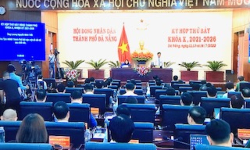 Chủ tịch HĐND TP. Đà Nẵng Lương Nguyễn Minh Triết chủ trì phiên chất vấn tại Kỳ họp thứ 7, HĐND TP Đà Nẵng khóa X, nhiệm kỳ 2021-2026.