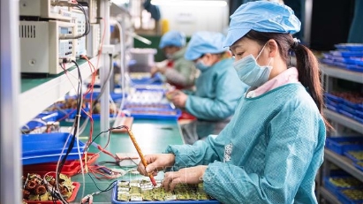 Electronics industry grappling with lack of skilled labor