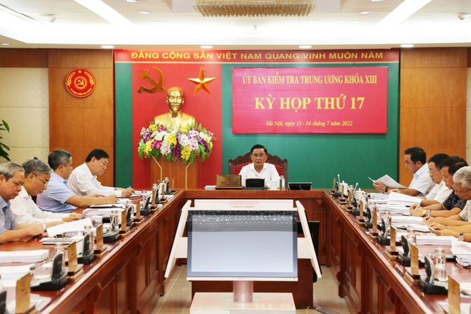 Kỳ họp thứ 17 của Ủy ban Kiểm tra Trung ương