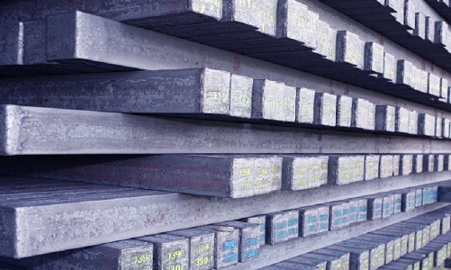 Tiếp nhận yêu cầu rà soát cuối kỳ biện pháp tự vệ đối với phôi thép và thép dài nhập khẩu